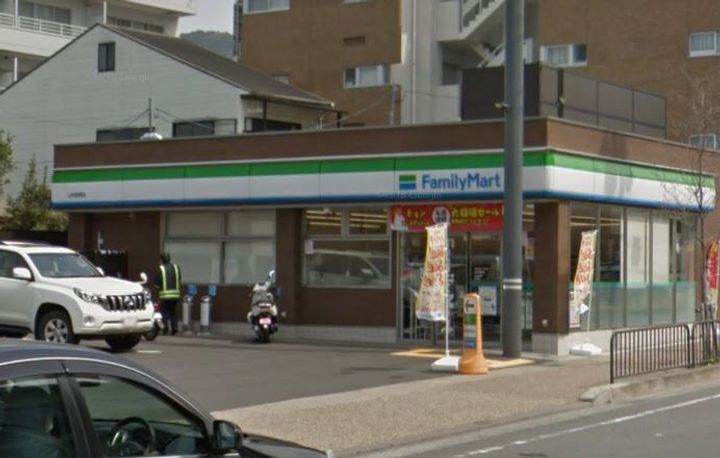 パインベルテIIの周辺