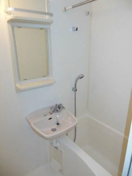 神奈川県横浜市中区山下町(マンション)の賃貸物件の風呂