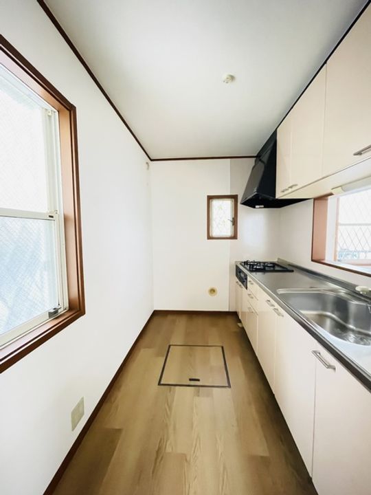 神奈川県横浜市旭区本宿町(一戸建)の賃貸物件のキッチン