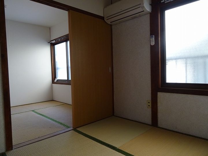 不二アパートの内装