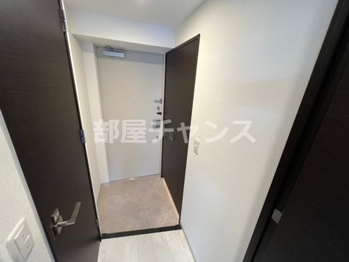 愛知県名古屋市東区葵2(マンション)の賃貸物件の玄関