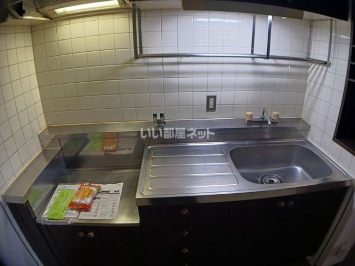 シャルル岩出のキッチン