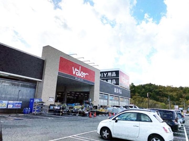 フェリシアの周辺