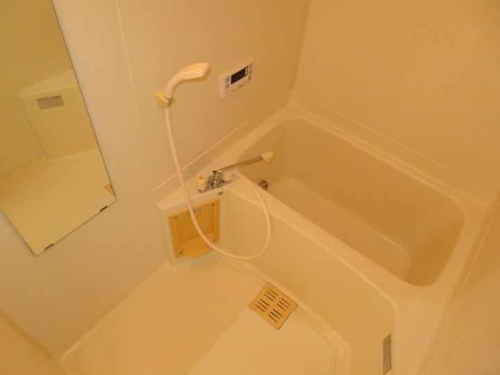 三重県伊勢市上地町(一戸建)の賃貸物件の風呂