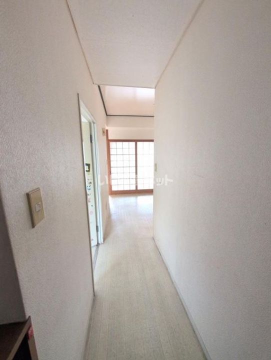 ドルフィン多賀の内装