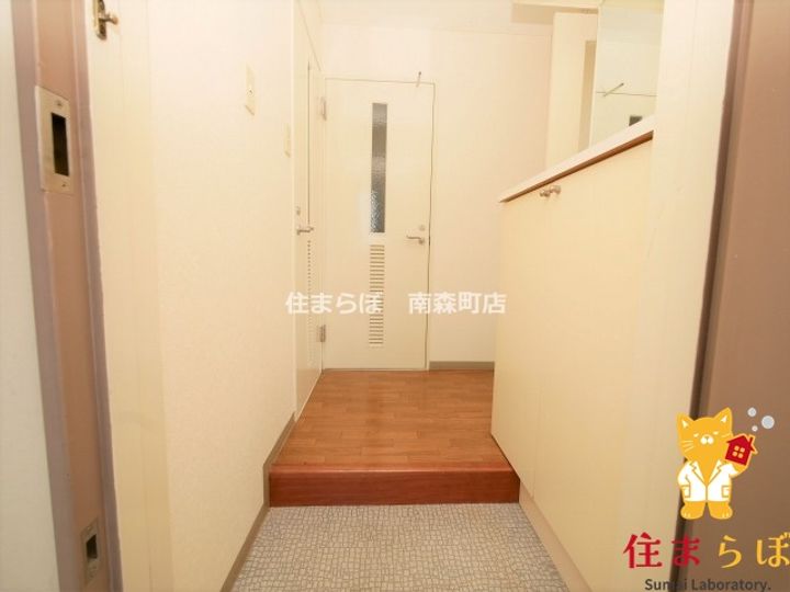 大阪府大阪市浪速区日本橋東3(マンション)の賃貸物件の玄関