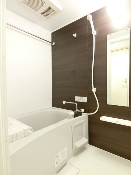 埼玉県吉川市高富1(マンション)の賃貸物件の風呂