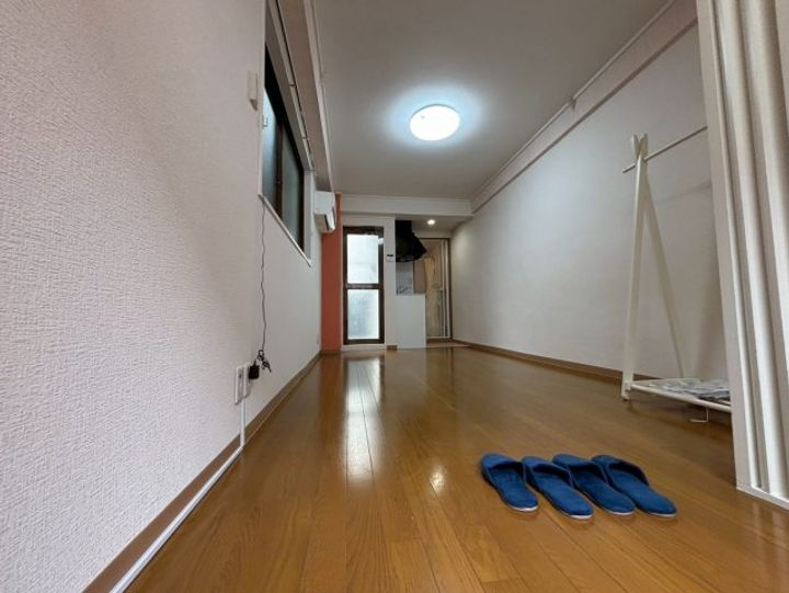 ヒルズ読売ランドの居間