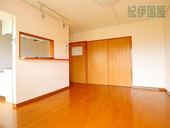 釼持ハイツ(曽比)の居間