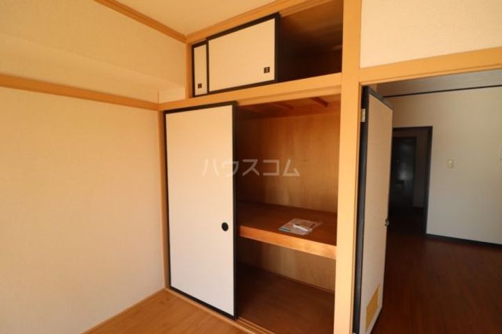 薫荘コーポの内装