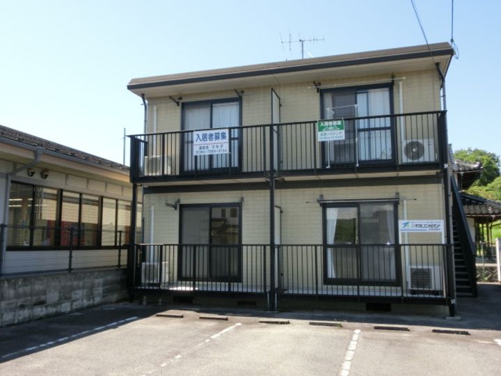山内ハイツの外観