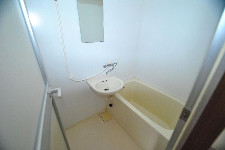 レジデンスわかばの風呂