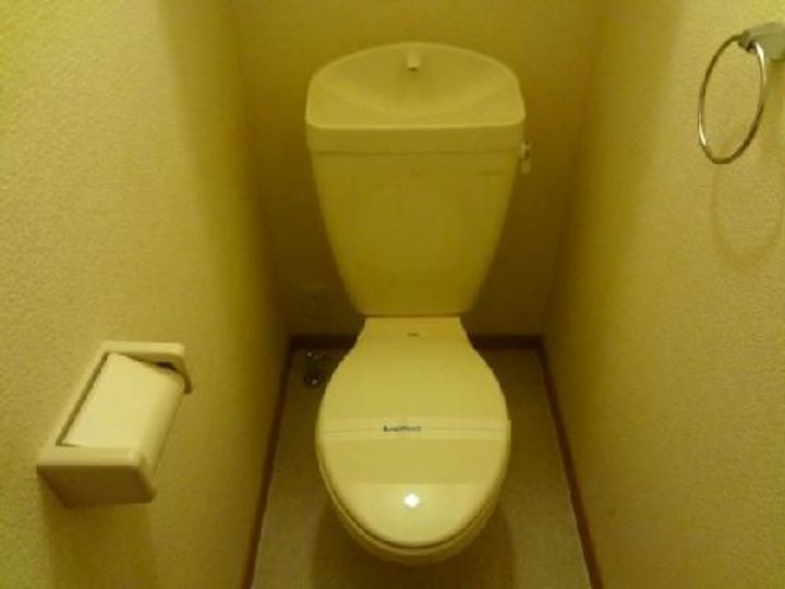 レオパレス高岡レジデンスの内装