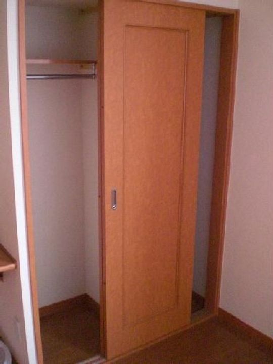 レオパレス高岡レジデンスの内装