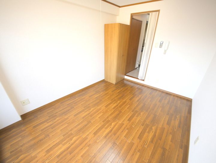 新大宮シティ・パルの居間