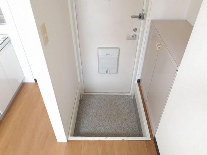 茨城県日立市本宮町1(アパート)の賃貸物件の玄関