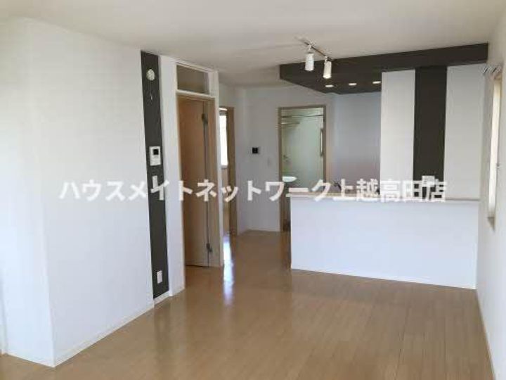 MastTown下門前の居間