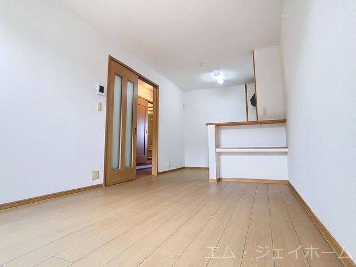 滋賀県蒲生郡日野町大字松尾(アパート)の賃貸物件の居間