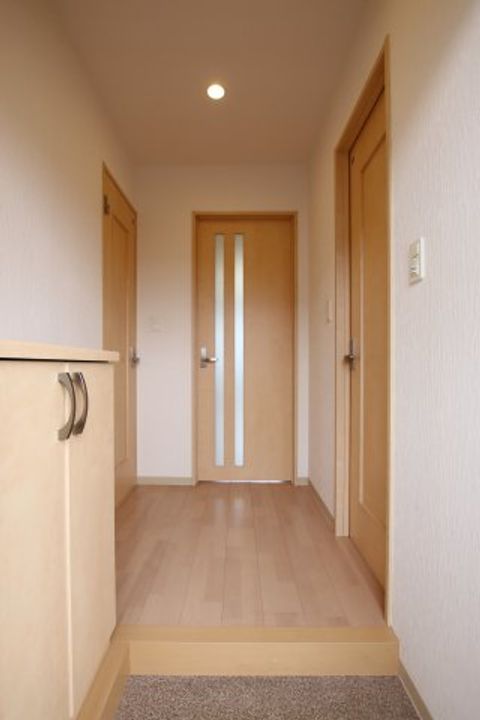 ルミナス大美野の玄関