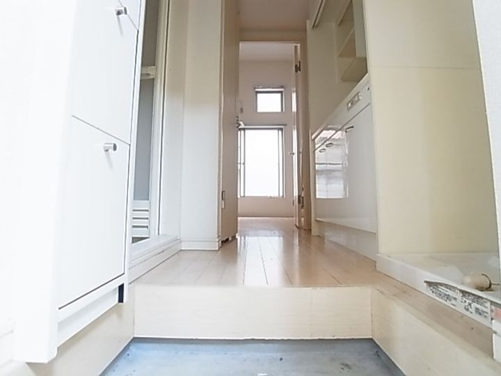 東京都足立区西新井3(アパート)の賃貸物件の玄関