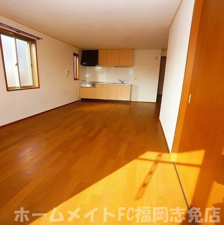福岡県糟屋郡志免町片峰3(アパート)の賃貸物件の居間