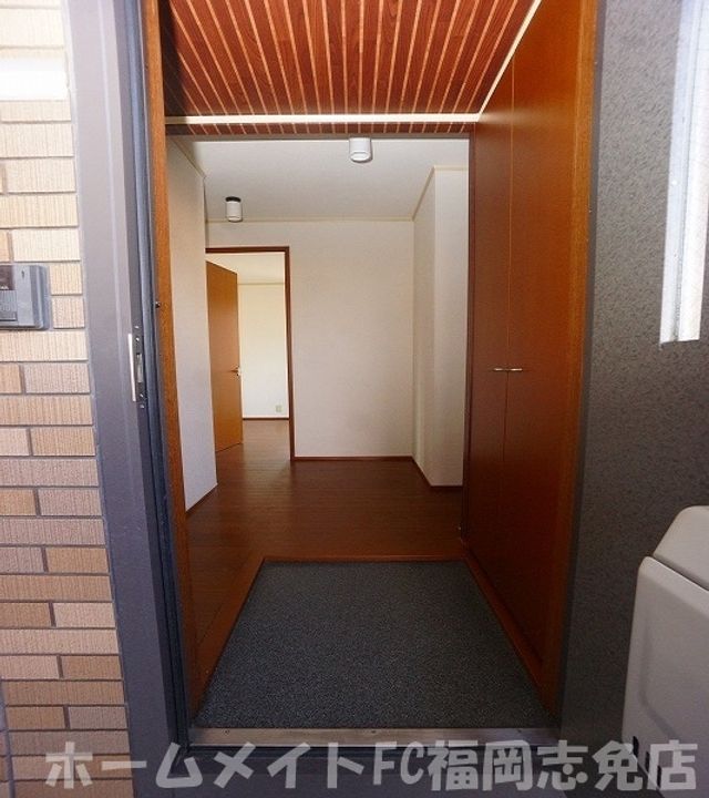 福岡県糟屋郡志免町片峰3(アパート)の賃貸物件の玄関