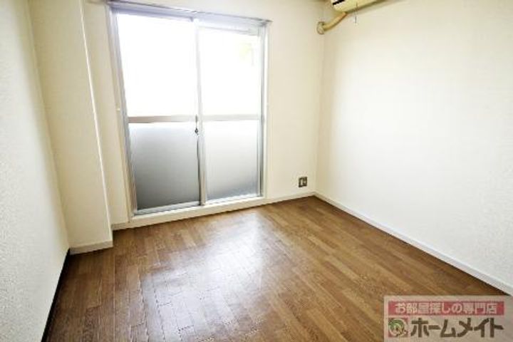 アーバンシティ岸里PartIIの居間
