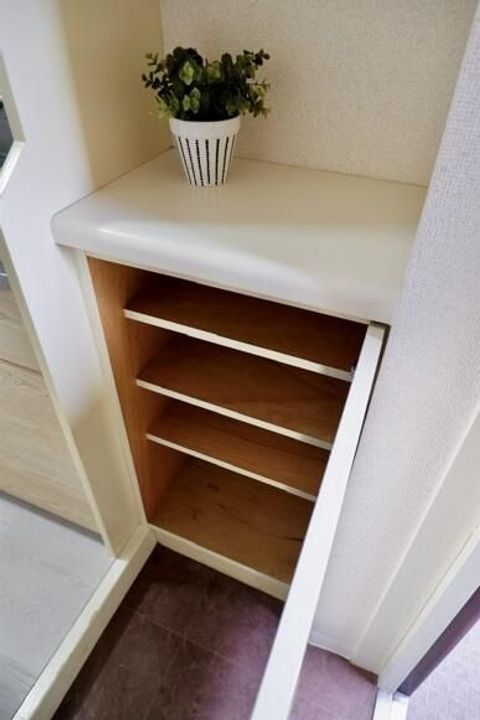 ハイタウン目黒の玄関