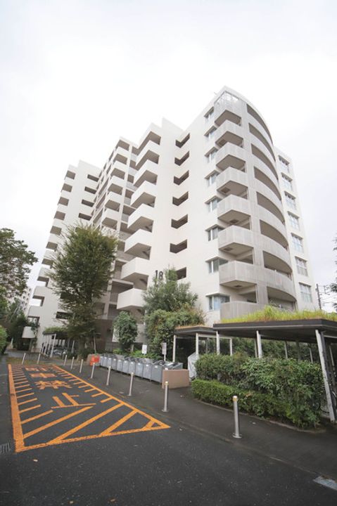 UR新川・島屋敷通りの外観