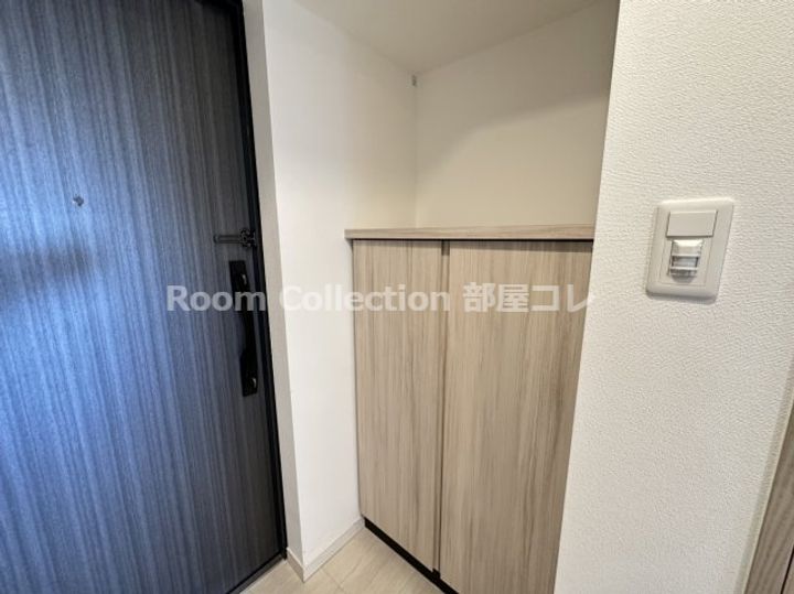 S-RESIDENCE名駅Westの玄関