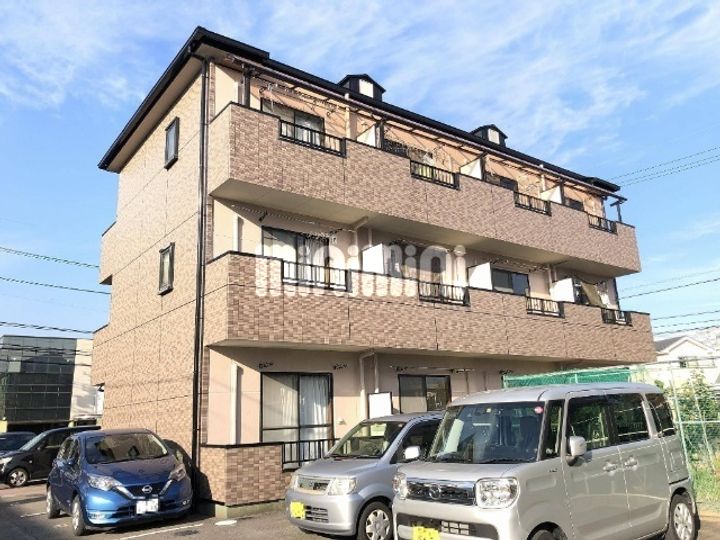 クレールカルティエの外観