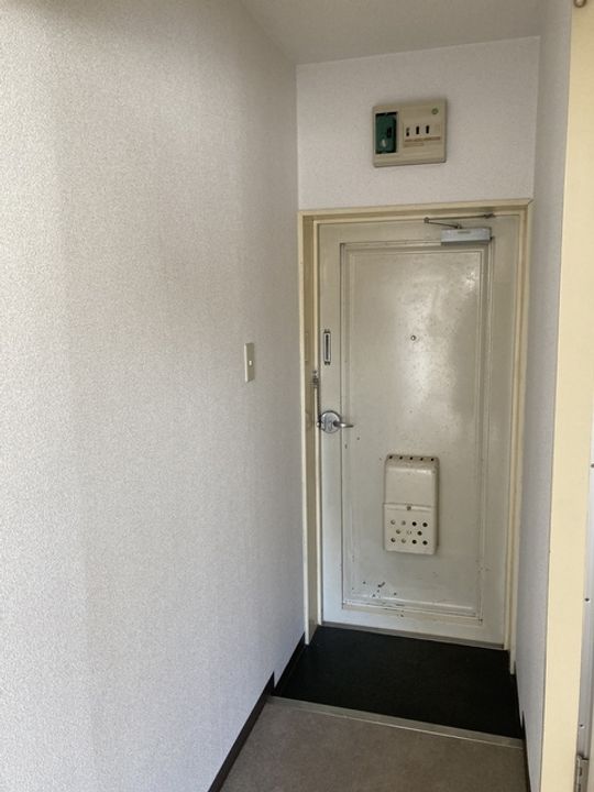 ハイシティ目白の玄関