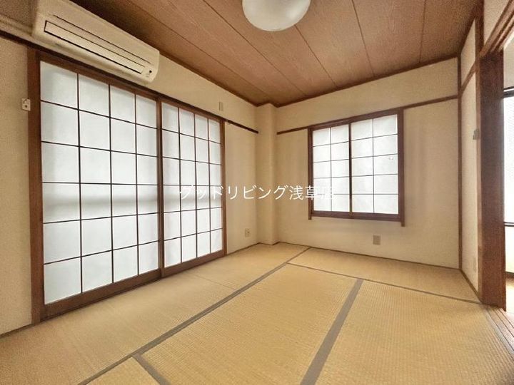 タツミハイツの居間