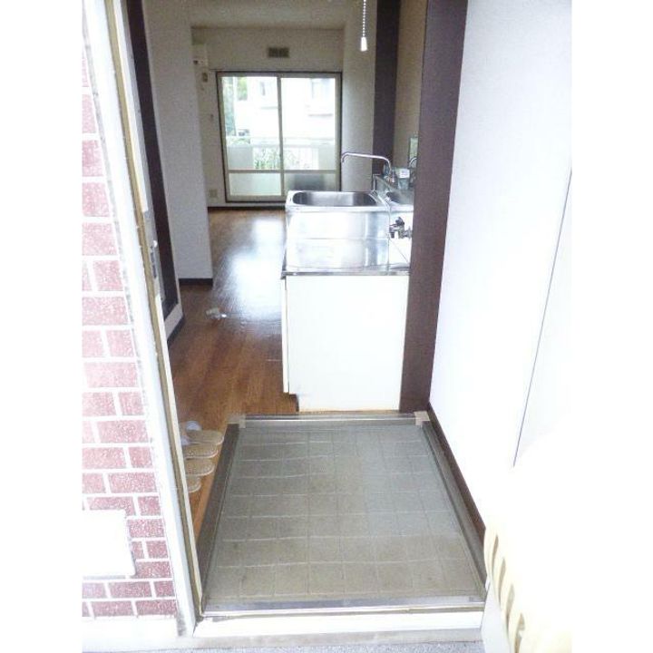 神奈川県横浜市戸塚区戸塚町(アパート)の賃貸物件の玄関