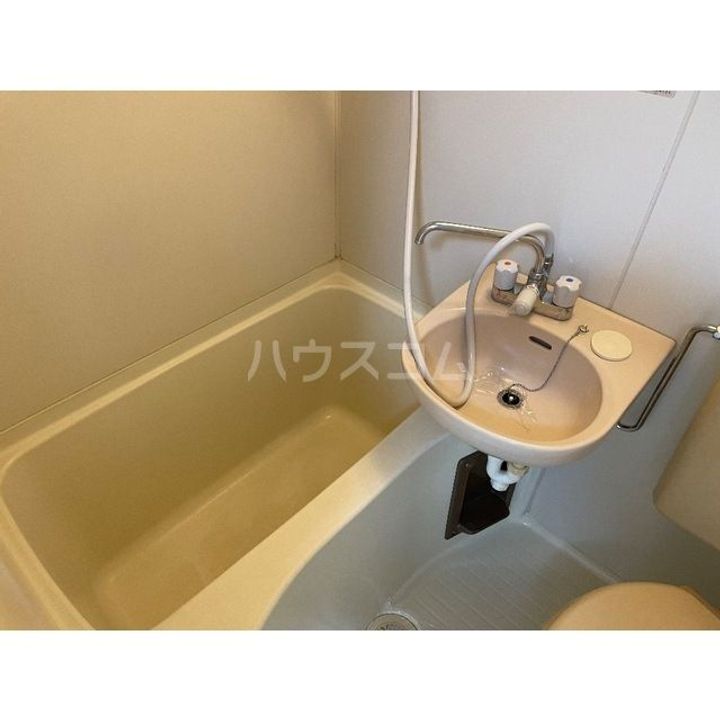 プチシャトー若草の風呂