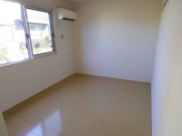 プラートの内装