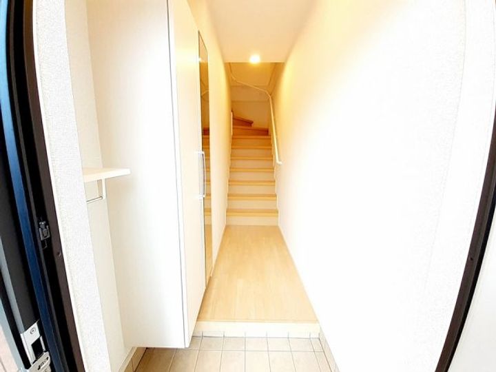 アルド-レII Aの玄関