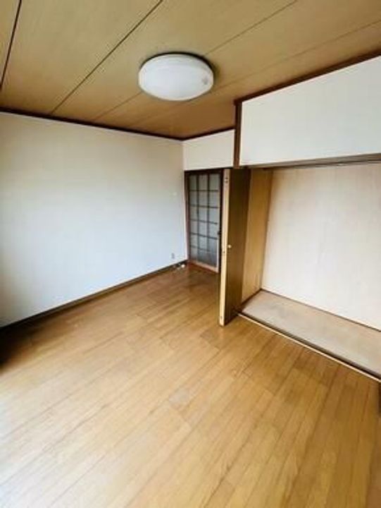 エグゼ松茂の居間