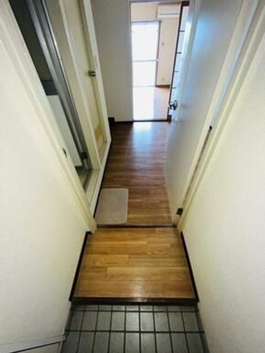 エグゼ松茂の玄関