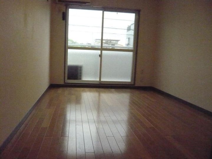 メゾンエトワールの居間