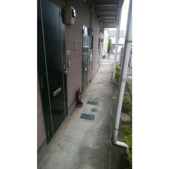 神奈川県足柄上郡開成町吉田島(アパート)の賃貸物件の玄関