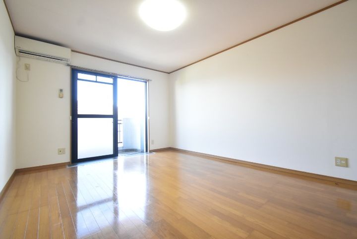 札元大丸マンションの居間