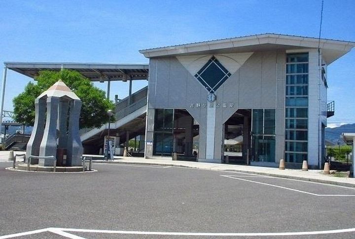 エコランスピア梅乃の周辺