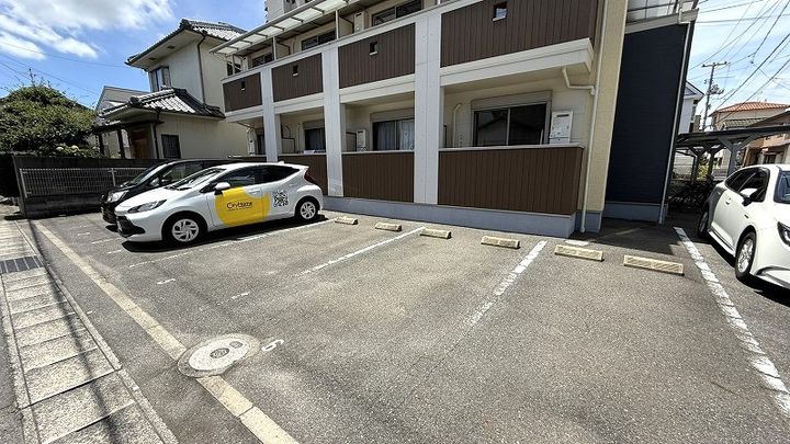 ブリーズ西古松の地図