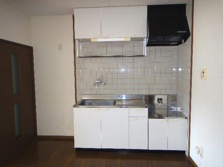 レジデンス学園 B棟のキッチン