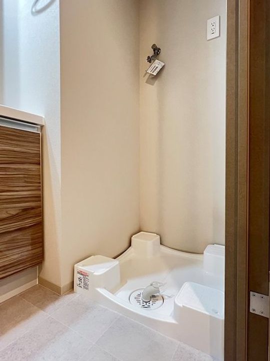 HY′s MINOWA IIの内装