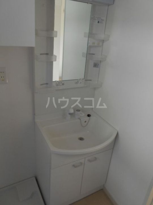 安武アパート駅東の内装