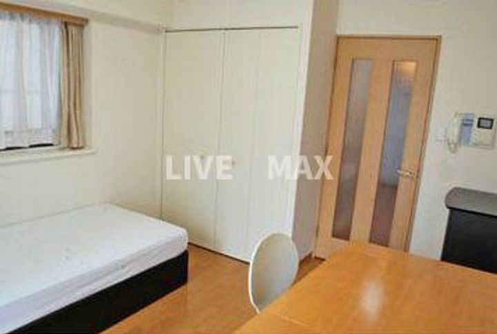 K&W西新橋の居間