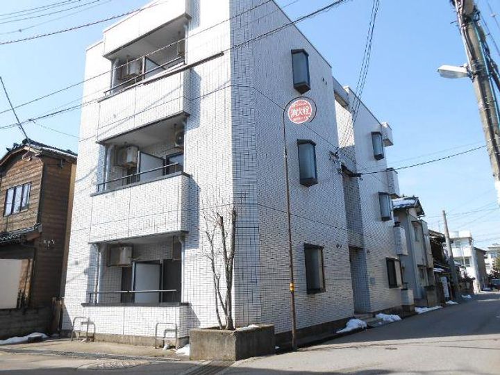 ヴィラグランデージの外観