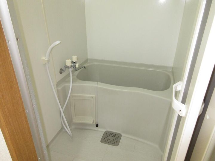 ニュー丸山(九医科大生・女性向)の風呂